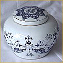 Porcelain vase with blue patterns
